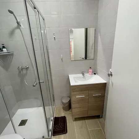 En Planta Baja Con Terraza Habitación en casa particular Barcelona
