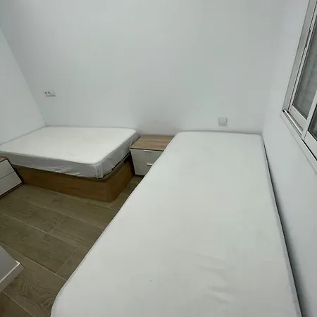En Planta Baja Con Terraza Habitación en casa particular Barcelona
